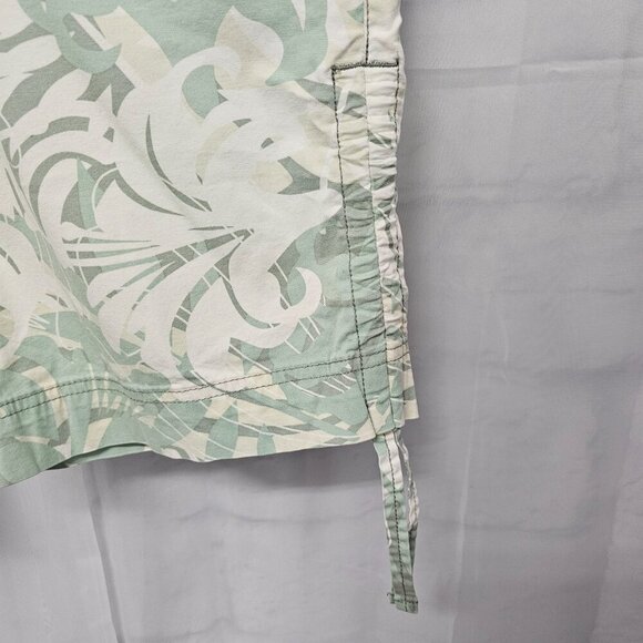 Vintage Gloria Vanderbilt Green Tropical Bermuda Cargo Shorts 16 - Picture 5 of 14